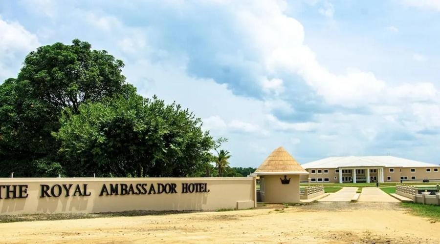Royal Ambassador Hotel Harbel Kültér fotó